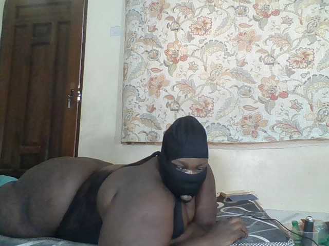 Bigdarkass live cam on BongaCams