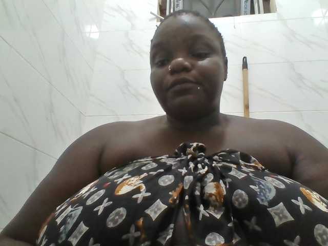 Bigdarkass live webcam show