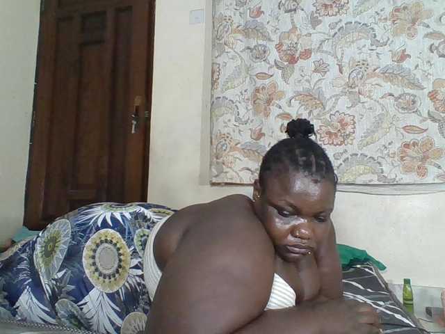 Bigdarkass live cam on BongaCams