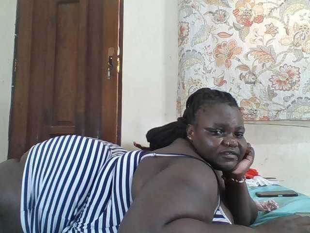 Bigdarkass live cam on BongaCams