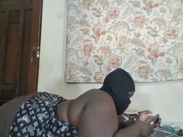 Bigdarkass live cam on BongaCams