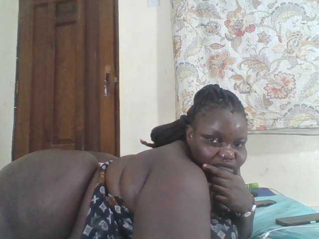 Bigdarkass live cam on BongaCams