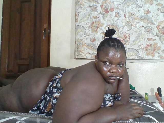 Bigdarkass live cam on BongaCams