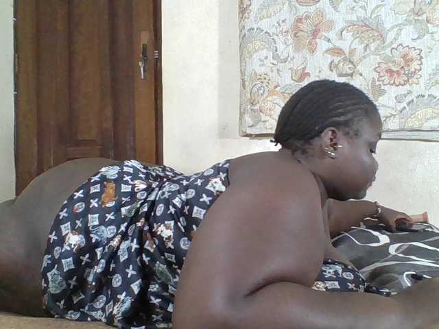 Bigdarkass live webcam show