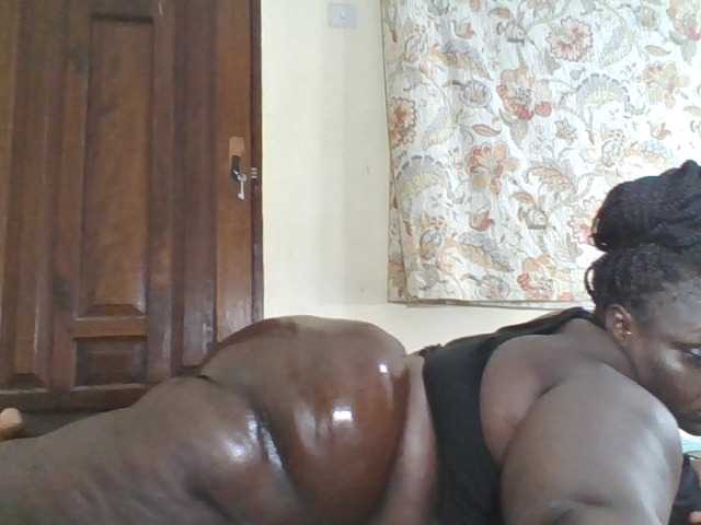 Bigdarkass live cam on BongaCams