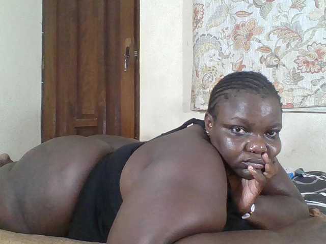 Bigdarkass live cam on BongaCams