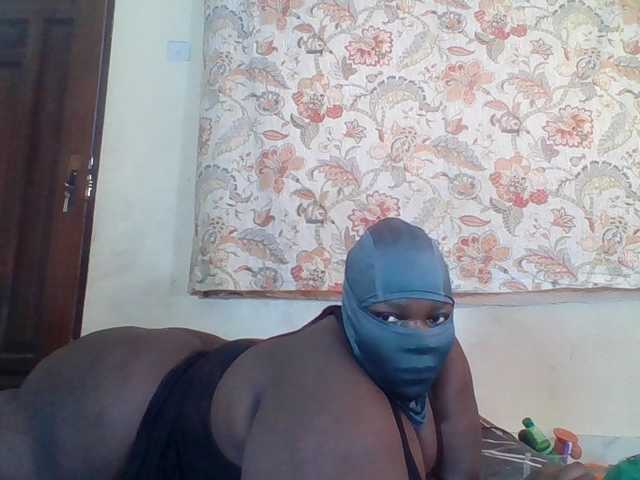 Bigdarkass live cam on BongaCams