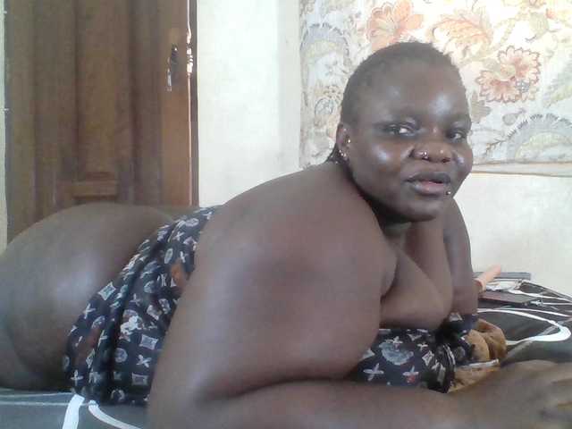 Bigdarkass live cam on BongaCams