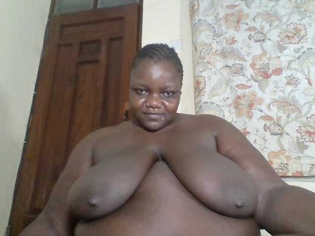 Bigdarkass live webcam show