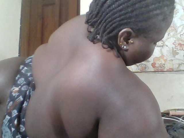 Bigdarkass live cam on BongaCams