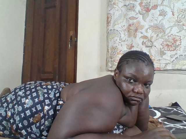 Bigdarkass live webcam show