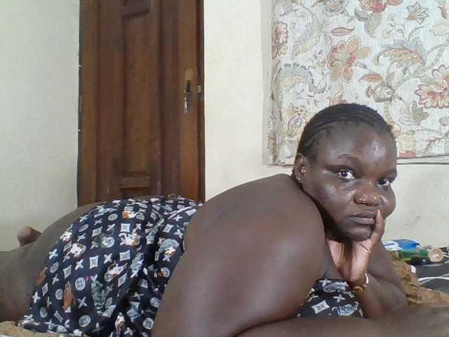 Bigdarkass live cam su BongaCams