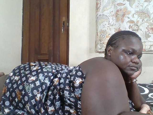 Bigdarkass live webcam show