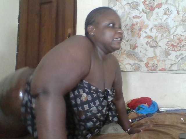 Bigdarkass live cam on BongaCams