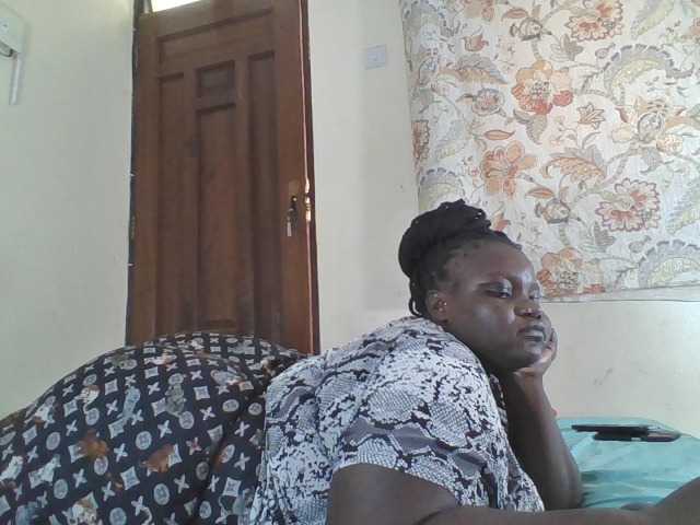 Bigdarkass live cam on BongaCams
