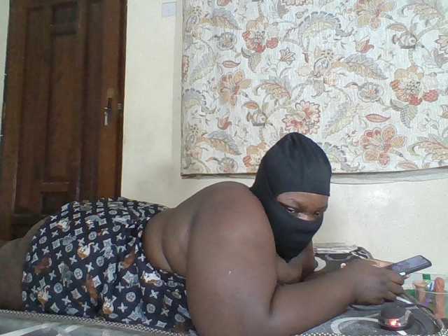 Bigdarkass live cam on BongaCams