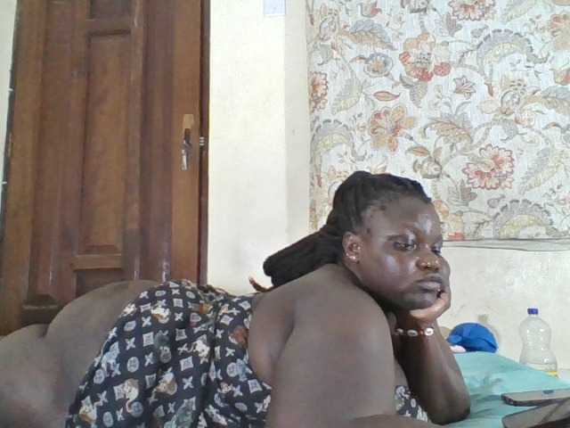Bigdarkass live cam on BongaCams