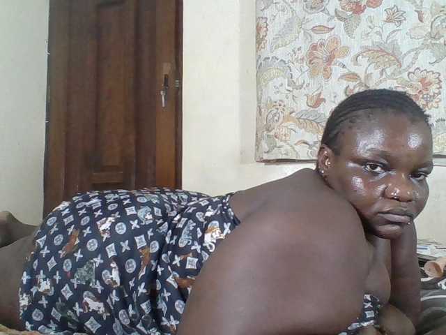 Bigdarkass live webcam show