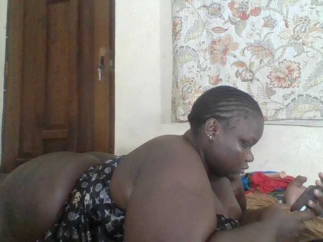 Bigdarkass live cam on BongaCams