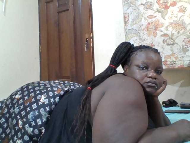 Bigdarkass live cam on BongaCams