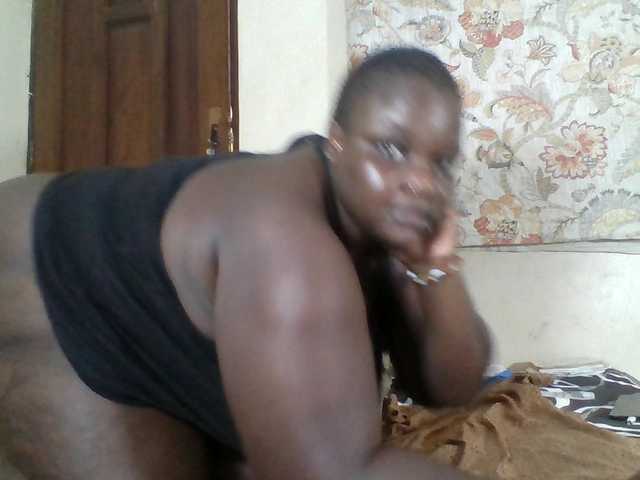 Bigdarkass live cam on BongaCams