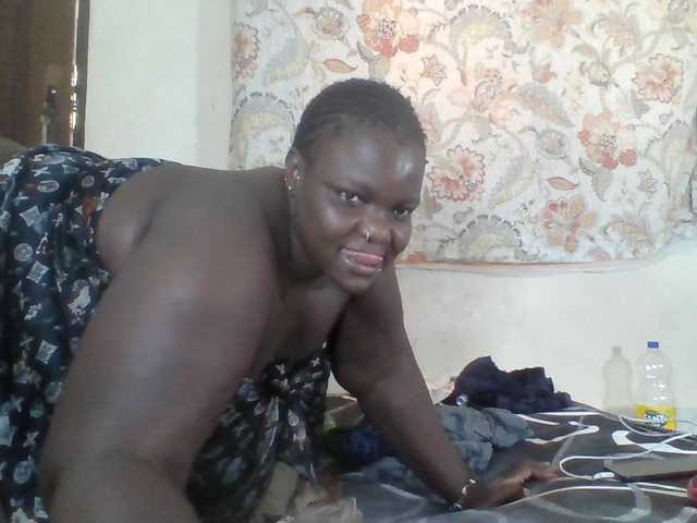 Bigdarkass live cam on BongaCams