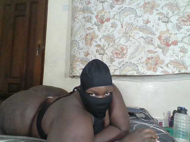 Bigdarkass live cam on BongaCams