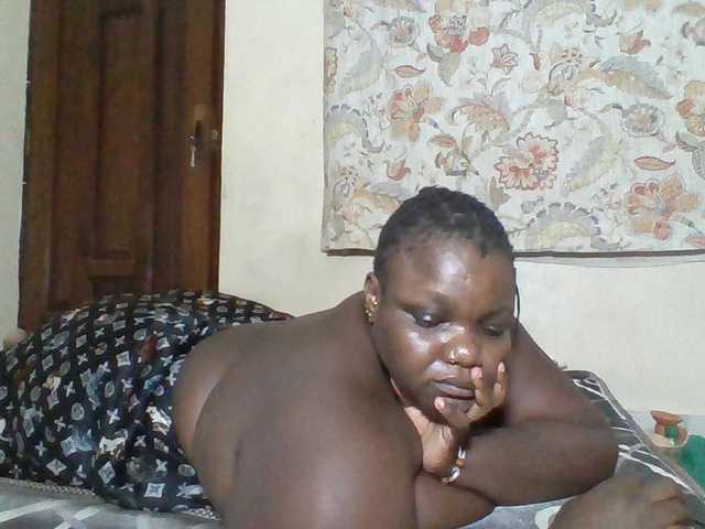 Bigdarkass live cam on BongaCams