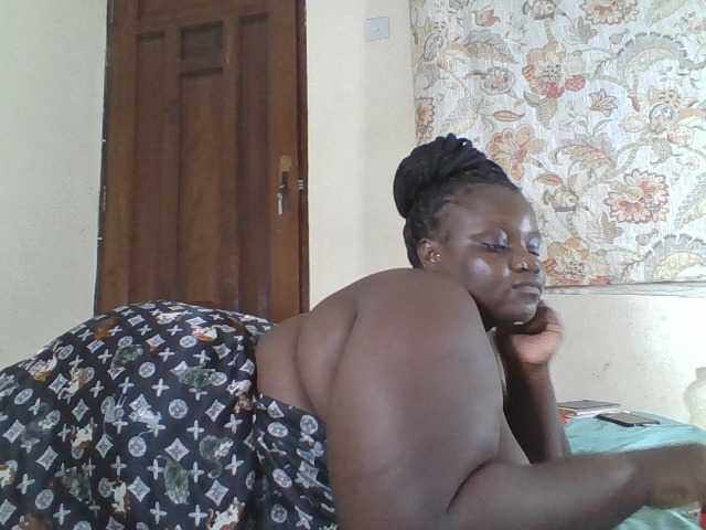 Bigdarkass live cam on BongaCams