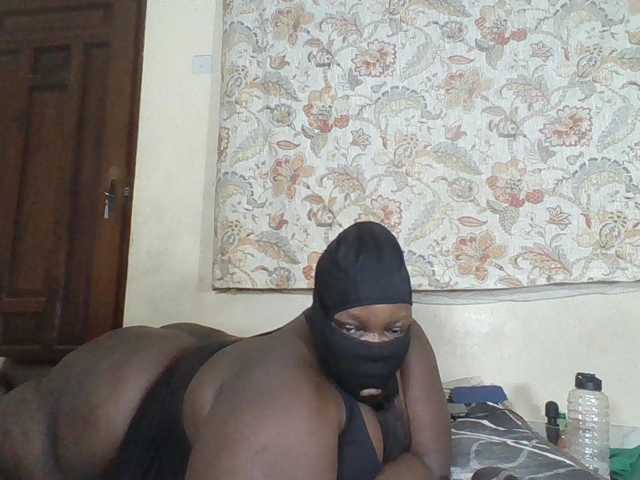 Bigdarkass live cam on BongaCams