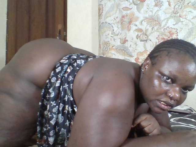 Bigdarkass live cam on BongaCams