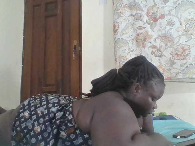 Bigdarkass live cam on BongaCams