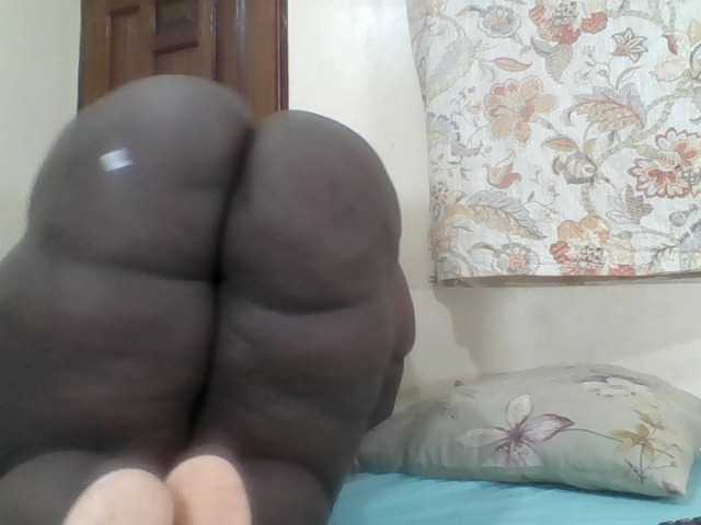 Bigdarkass webcam