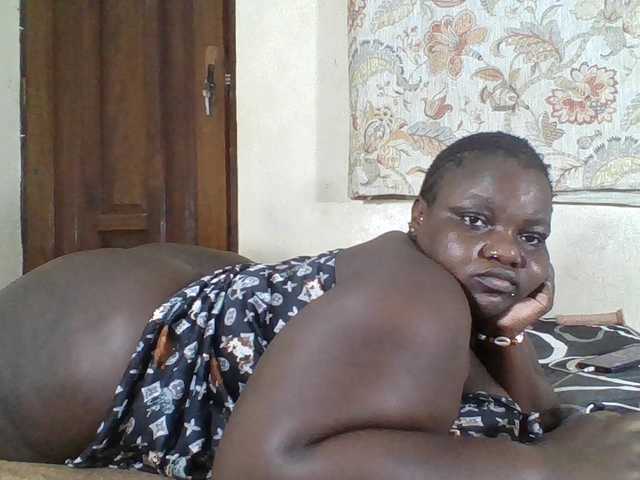 Bigdarkass live webcam show