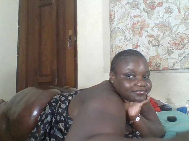 Bigdarkass live cam on BongaCams