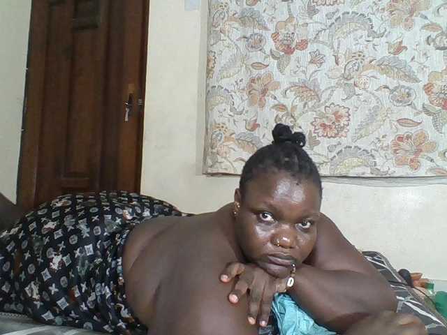 Bigdarkass live cam on BongaCams