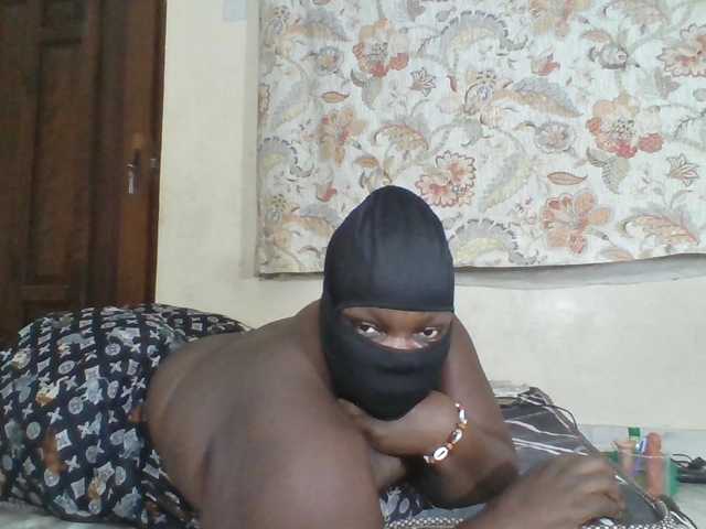 Bigdarkass live cam on BongaCams