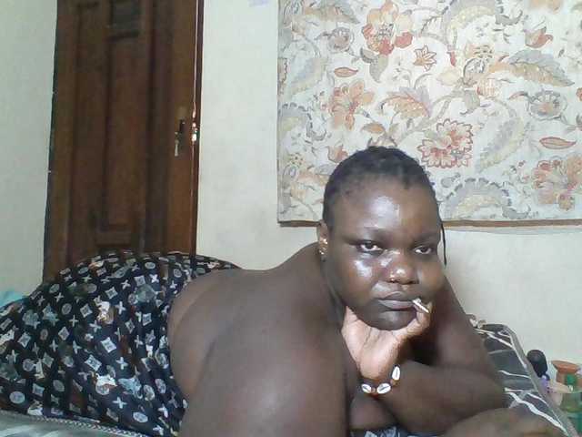 Bigdarkass live cam preview