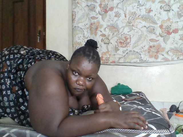 Bigdarkass live cam on BongaCams
