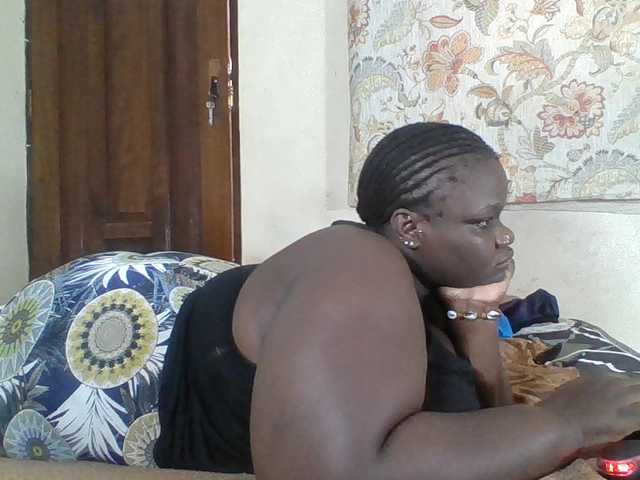 Bigdarkass live cam on BongaCams