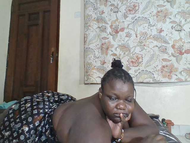Bigdarkass live cam on BongaCams