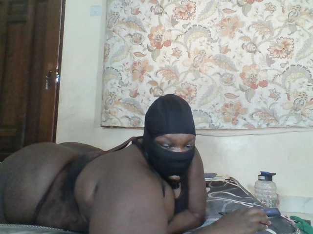 Bigdarkass live cam on BongaCams