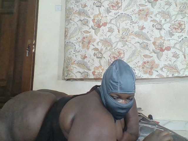 Bigdarkass live cam on BongaCams