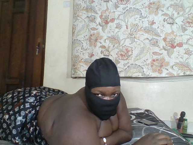 Bigdarkass live cam on BongaCams