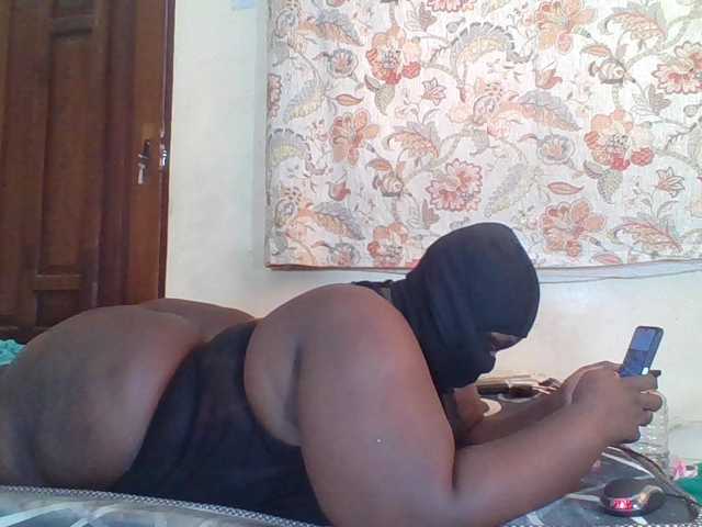 Bigdarkass live cam on BongaCams