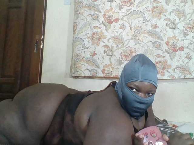 Bigdarkass live cam on BongaCams