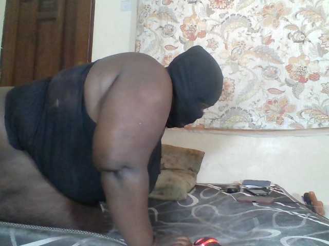 Bigdarkass live cam on BongaCams