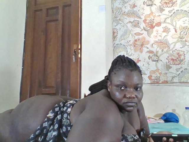 Bigdarkass live cam on BongaCams