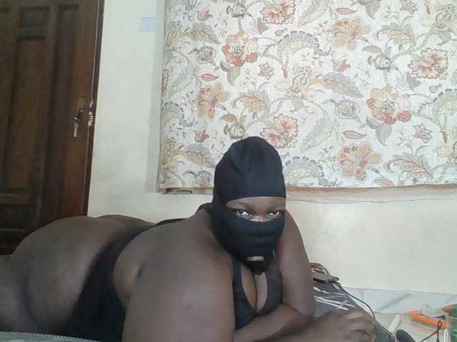 Bigdarkass, live now on BongaCams