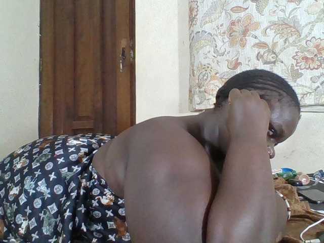 Bigdarkass live cam on BongaCams